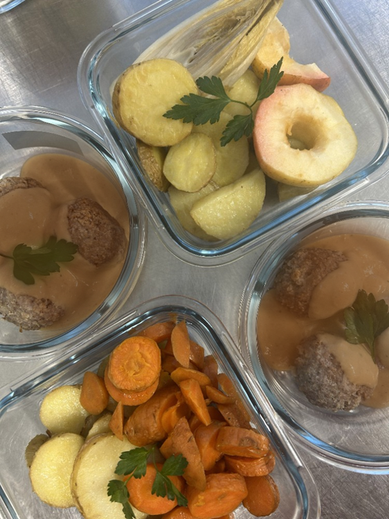 Boulettes sauce liégeoise, légumes de saison et PDT rôties - Mardi